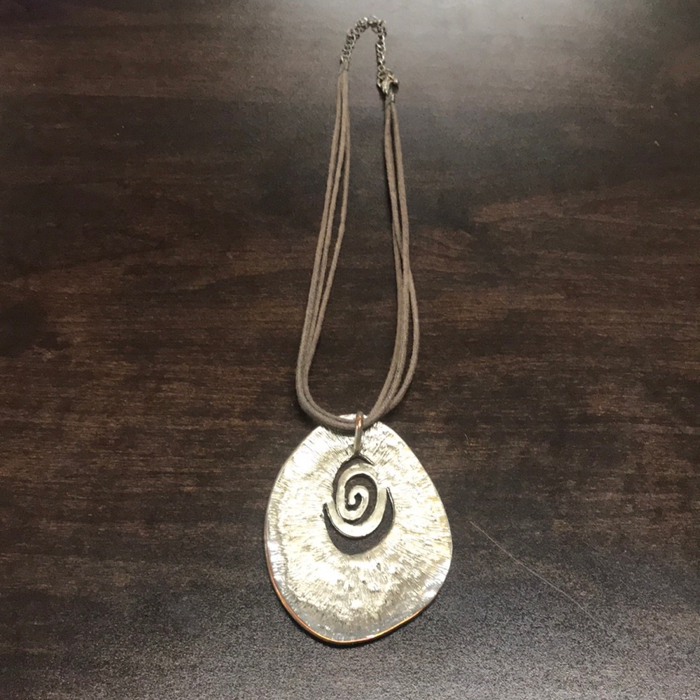 STATEMENT NECKLACE - Picture 4 of 4